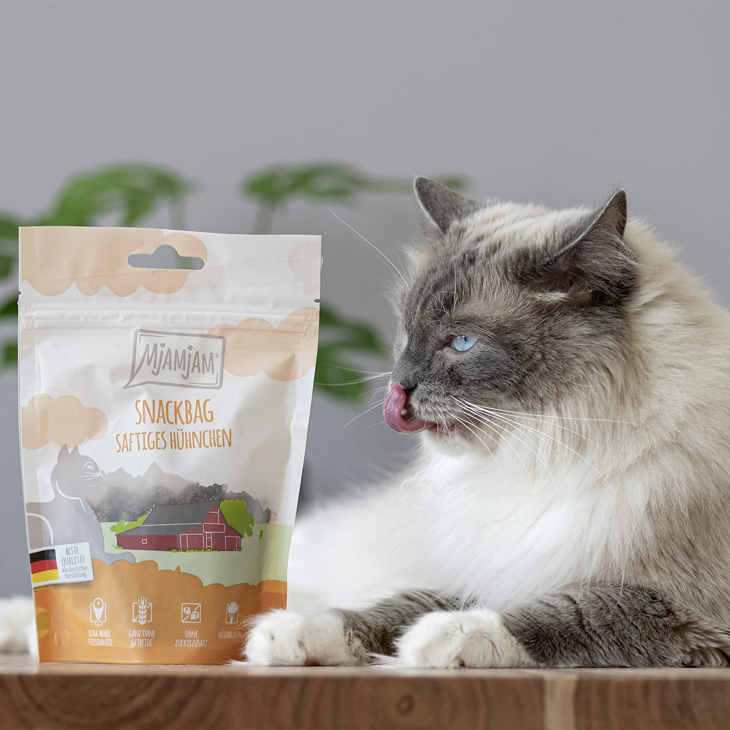 mjamjam-snackbag-saftiges-h-hnchen-katzensnack-1-x-125-g image 4