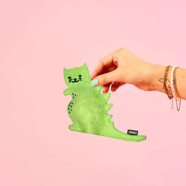 strayz-catzilla-katzenspielzeug-baldriankissen image 1