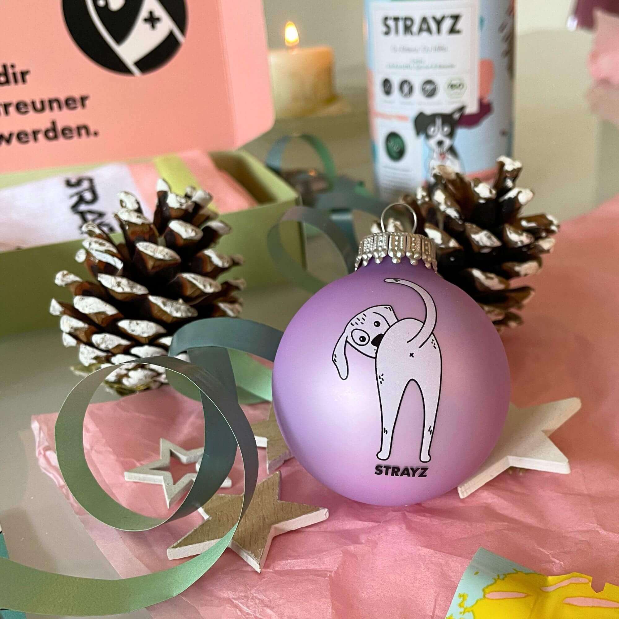 strayz-weihnachtskugel-stinker-glaskugel-6-cm image 2