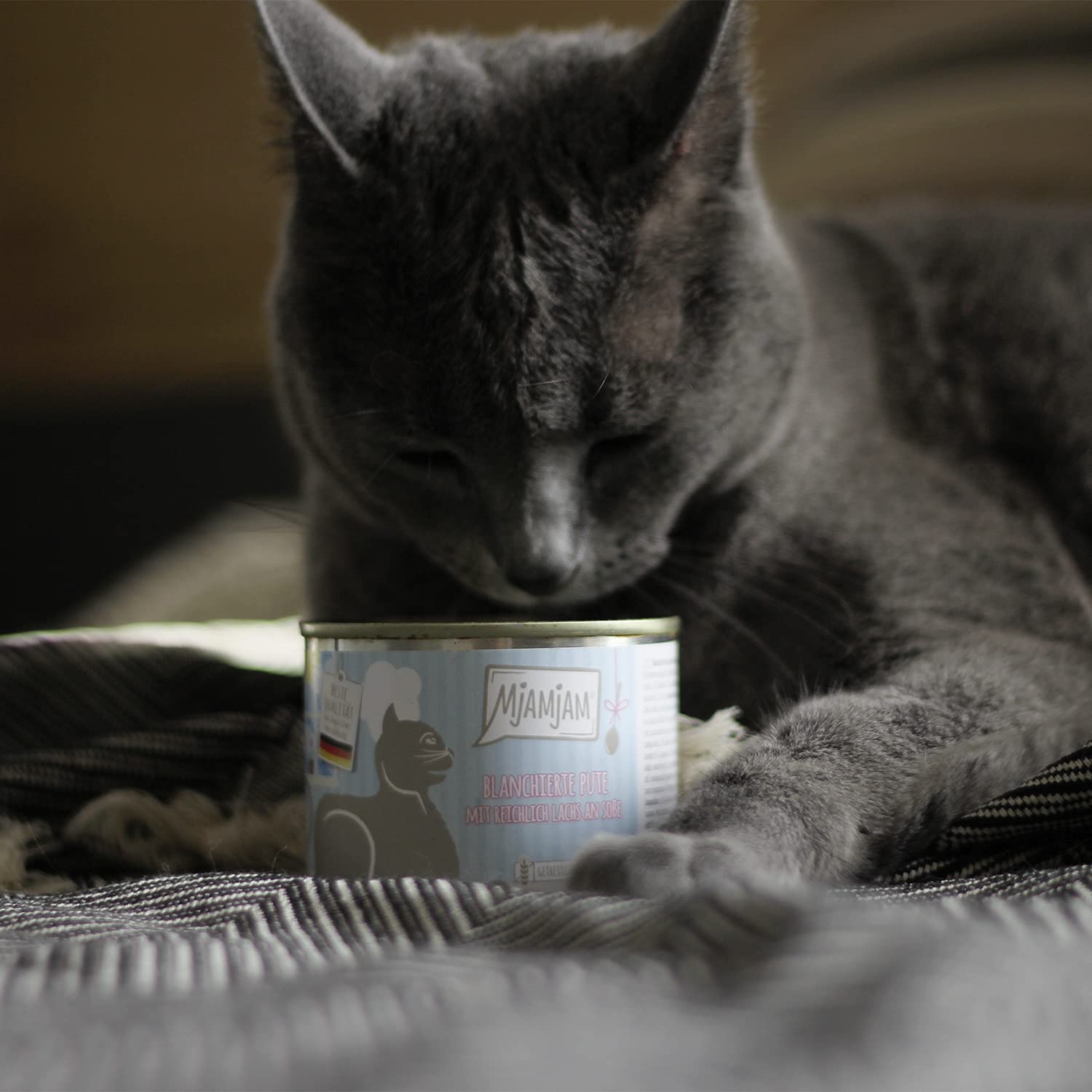 mjamjam-so-enschmaus-pute-mit-lachs-an-so-e-katzen-nassfutter-185-g image 2